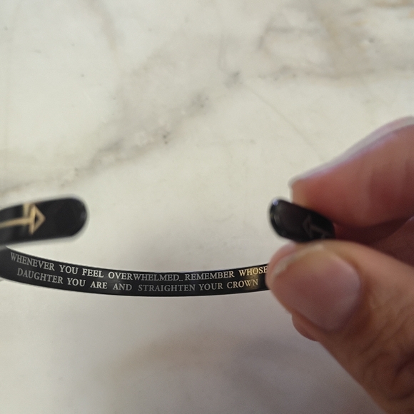 Black Stainless Steel Engraved Inspirational Cuff Bracelet, Arrow Design, 2.5 in - Picture 1 of 7